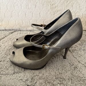 STUART‎ WEITZMAN Bronze Silver Leather Peep Toe Mary Jane Heels Italy Sz 9M